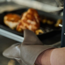 Mergel Ofenhandschuhe aus Premium Leder in Beige, 2er-Set