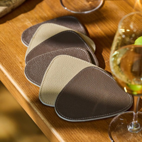 Mergel Dreieckige Leder-Glasuntersetzer im 6er-Set, Duo in Beige und Braun
