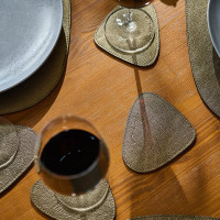 Mergel Dreieckige Leder-Glasuntersetzer im 6er-Set, Duo in Bronze und Silber