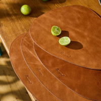 Mergel 4x Dreieckiges Tischset aus Leder, zweifarbig in Dunkelbraun und Hellbraun