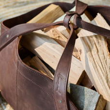 Mergel Brennholzkorb aus Leder in Schokobraun