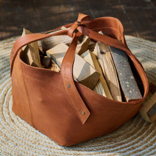 Mergel Brennholzkorb aus Leder in Cognac