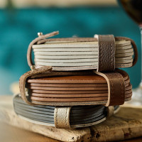 Mergel Dreieckige Leder-Glasuntersetzer im 6er-Set, Duo in Bronze und Silber